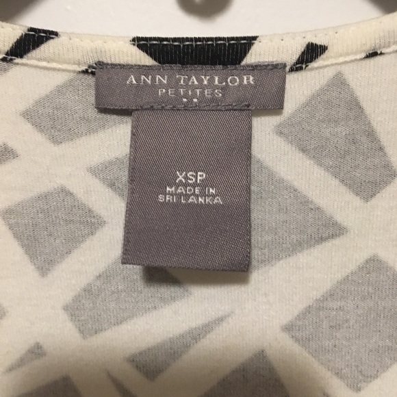 Blouse - Picture 4 of 4